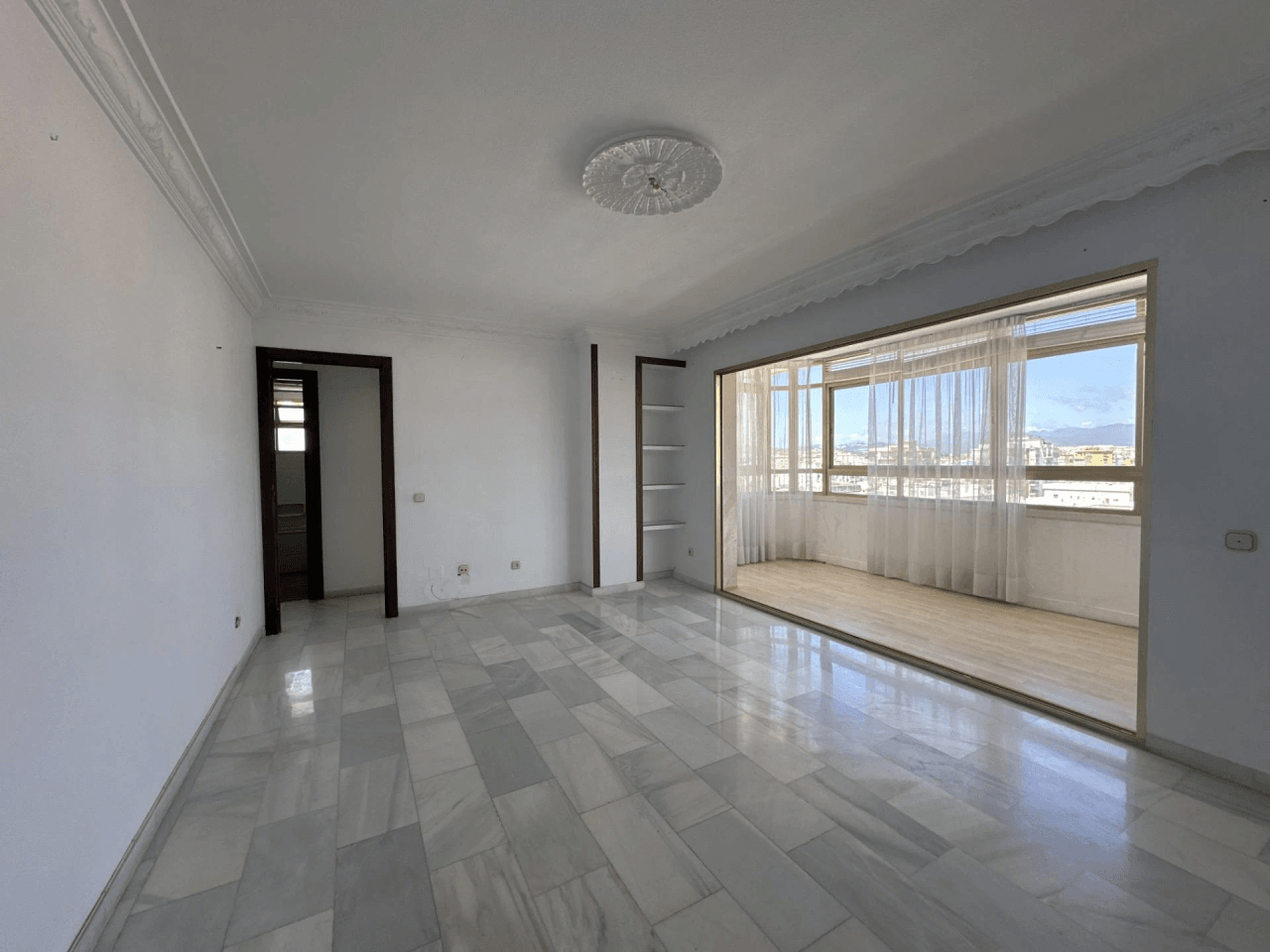 Piso amplio a tan solo 150 metros de la playa