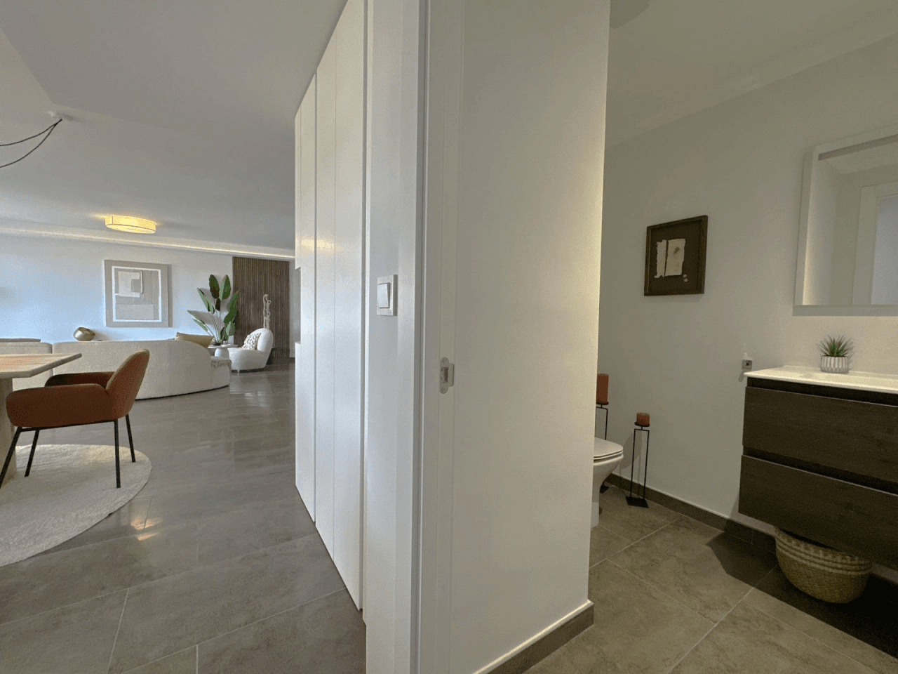 Apartamento muy amplio en Los Pacos con vistas al mar