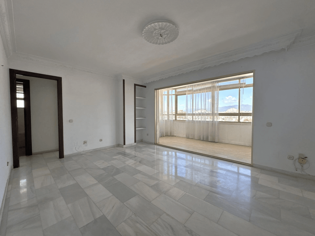 Piso amplio a tan solo 150 metros de la playa