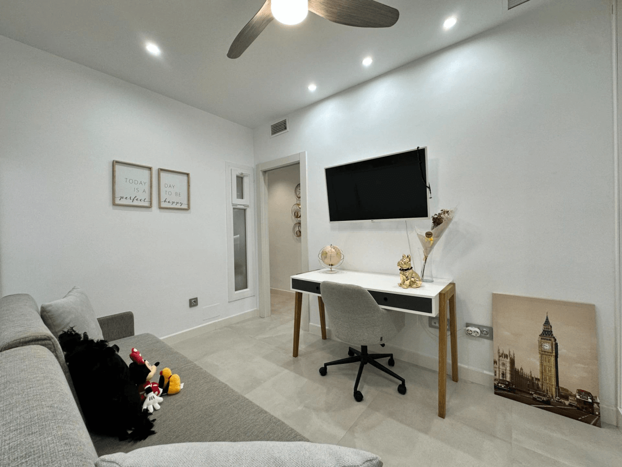 IMPRESIONANTE APARTAMENTO EN EL BAJONDILLO CON GRAN TERRAZA Y PISCINA.